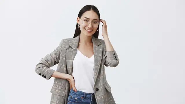 wanita september tanpa usaha berlebihan