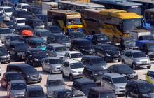 H-3 Lebaran, antrean masuk Tol Cipali mencapai 5 km