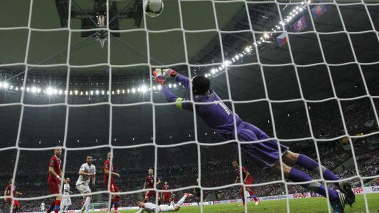 Ronaldo antarkan Portugal ke semifinal