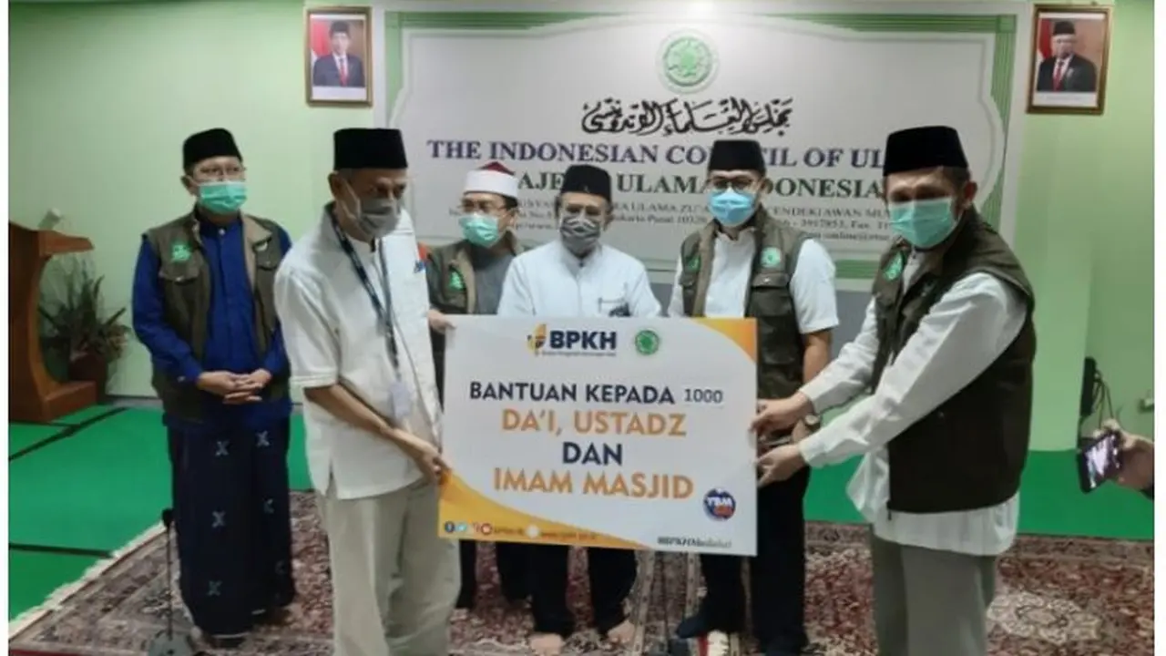 BPKH Salurkan Ribuan Paket Sembako untuk Warga Terdampak Covid-19