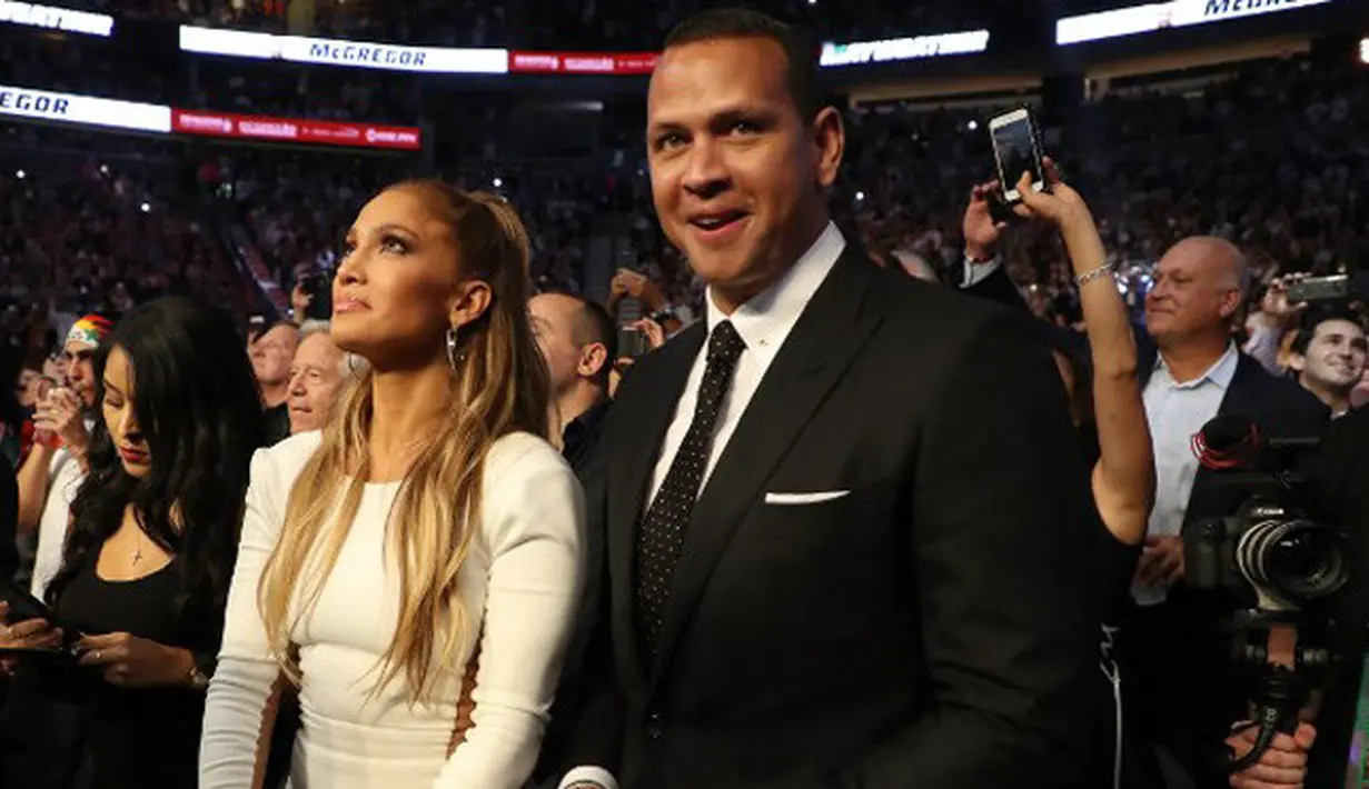 Sejak bercerai dengan Marc Anthony di tahun 2014, nama Jennifer Lopez memang belum terdengar memiliki pasangan hidup lagi. Namun beberapa bulan yang lalu ia sudah memiliki seorang kekasih. (AFP/Christian Petersen)