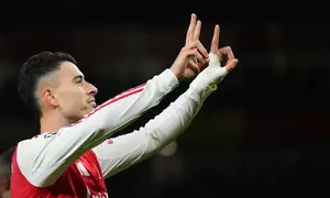 Selebrasi pemain&nbsp;Arsenal, Gabriel Martinelli dalam laga Liga Champions versus Atletico Madrid, Rabu (22/10/2025). (AP Photo/Alastair Grant)