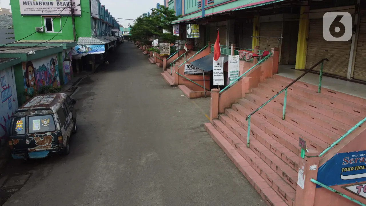 FOTO: Suasana Pasar Cileungsi Pasca Penutupan Sementara