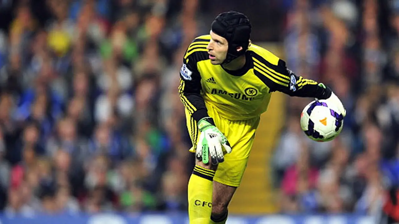 petr-cech-131007c.jpg