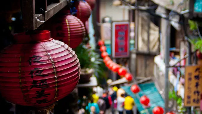 [Bintang] Selamat Imlek! Ini 5 Shio yang Paling Hits di Tahun Anjing Tanah