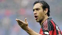 AC Milan's defender Alessandro Nesta reacts against Bari during their Italian Serie A match on March 13, 2011 in San Siro stadium in Milan . AFP PHOTO / OLIVIER MORIN