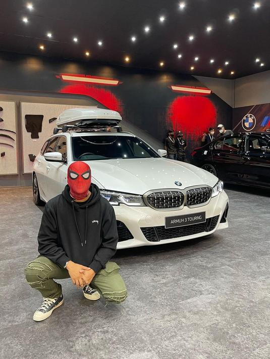 BMW 320i Touring. (Source: Instagram/@ariefmuhammad)