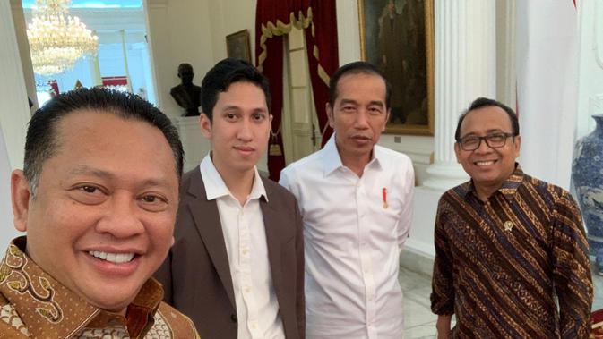 Ketua DPR Bambang Soesatyo dan putranya Yudhistira Raditya Soesatyo menemui Presiden Jokowi di Istana Kepresidenan Jakarta, Selasa (13/8/2019). (Ist)