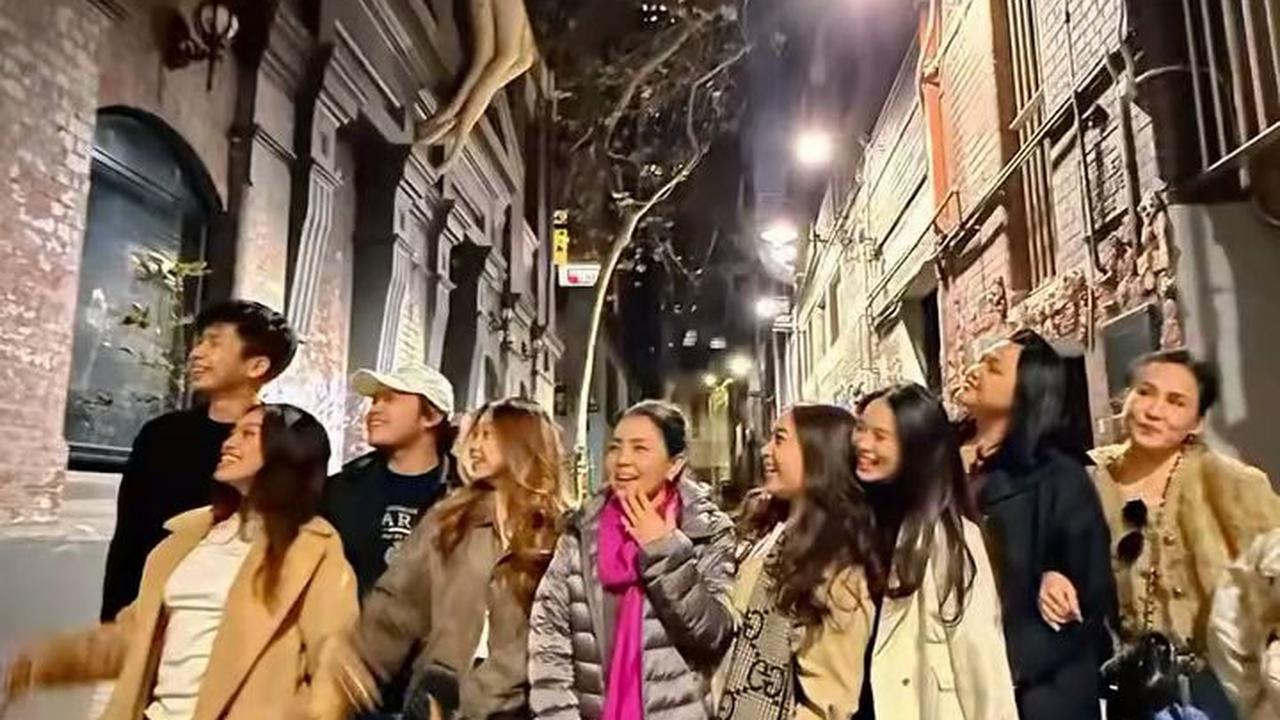 8 Potret Mayangsari Kunjungi Khirani yang Bersekolah di Australia, Tetiba Berasa Ikutan Kuliah
