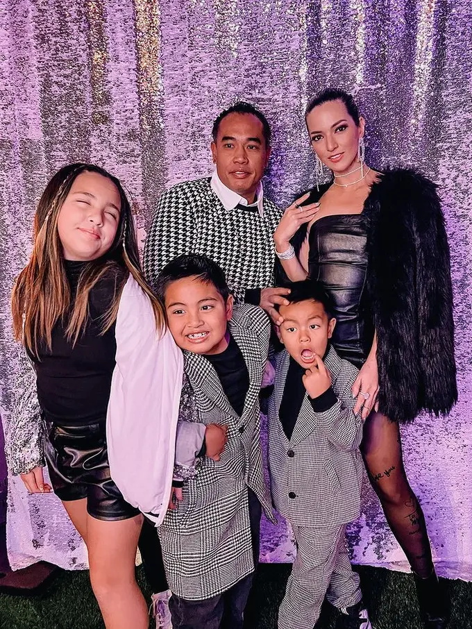 Nia Ramadhani sambut tahun baru (Instagram/ramadhaniabakrie)