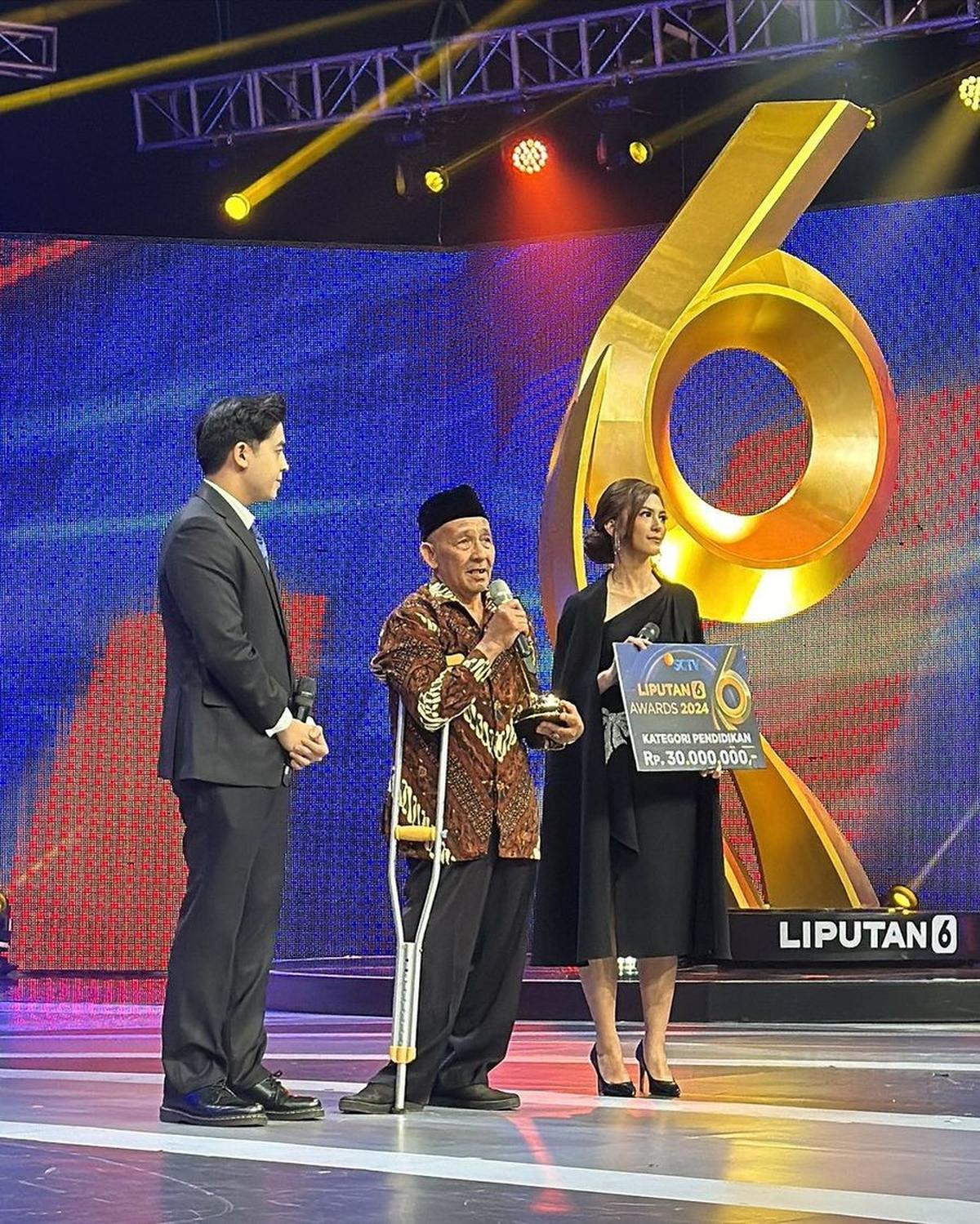 Jerome melanjutkan, "Aku sampe bingung "Kenapa aku dipilih yak? Apa jangan2 aku calon menteri masa depan!?" HAHAH AAMININ DULU AJA~ Wah, jangan-jangan memang iya ya, KLovers.