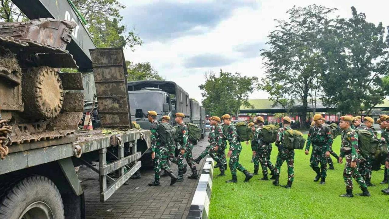 FOTO: Kodam I/BB Tambah Ratusan Personel Perkuat Operasi Banjir Tapanuli Tengah
