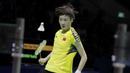 Pebulutangkis Cina, Chen Yufei, saat melawan wakil Taiwan, Tai Tzu Ying, pada final Indonesia Open 2018 di Istora Senayan, Jakarta, (8/6/2018). Tai Tzu Ying menang 21-23 21-15 21-9. (Bola.com/M Iqbal Ichsan)