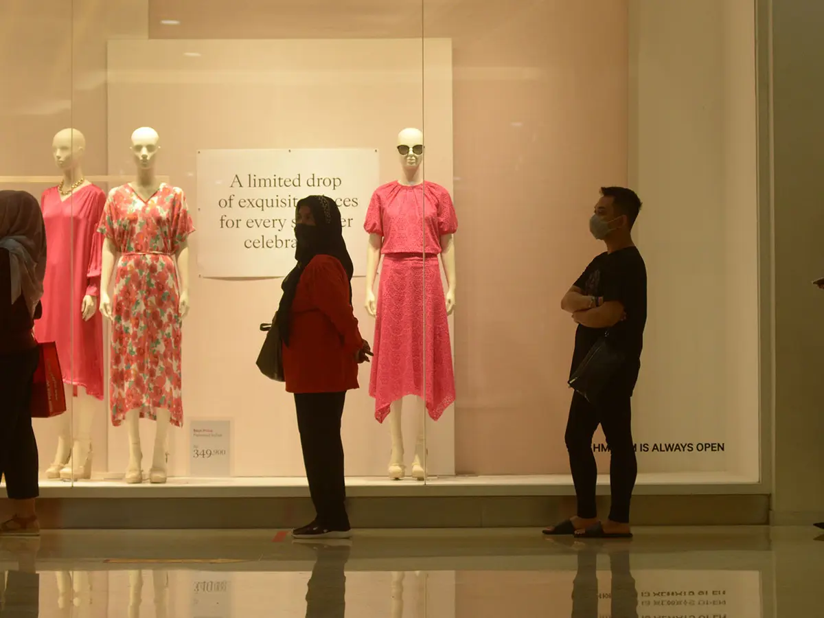 H & m kota kasablanka top