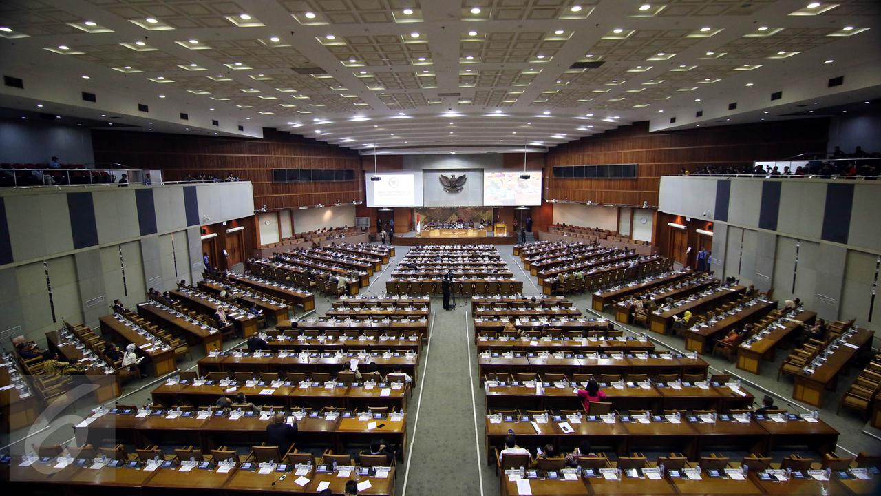 20160906-Paripurna DPR Bacakan Surat Jokowi tentang Kepala BIN-Jakarta