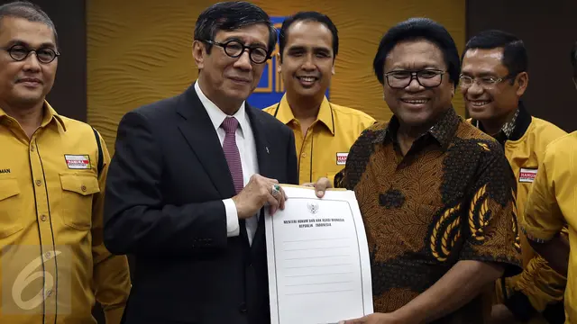 20170201- Menkumham Resmi Mengesahkan Kepengurusan Hanura- Yasonna Laoly- Oesman Sapta Odang-Jakarta- Johan Tallo