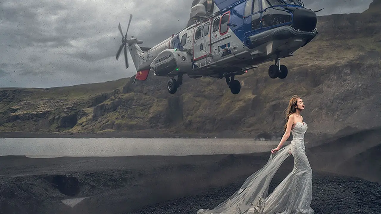 [Bintang] Foto Pre Wedding, Perempuan Ini Nyaris Tertabrak Helikopter!