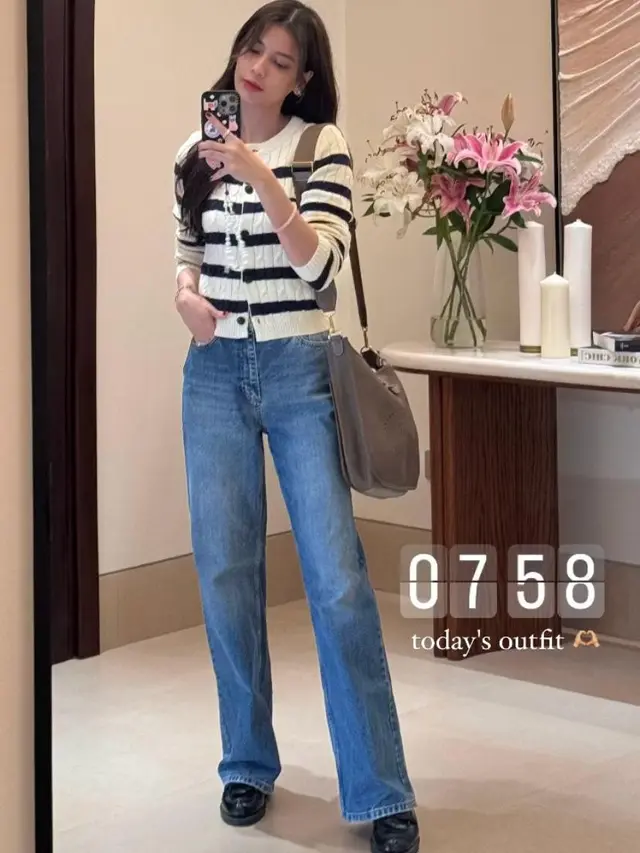 6 Potret Outfit Ngampus Sabrina Chairunnisa yang Selalu Stylish dan Trendy, Bak Maba S1 Padahal S3