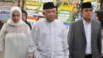 Mantan Ketua Umum PP Muhammadiyah Din Syamsuddin menghadiri persemayaman Ani Yudhoyono di Puri Cikeas, Bogor, Jawa Barat, Minggu (2/6/2019). Sejumlah tokoh terus berdatangan jelang pemakaman istri presiden ke-6 RI Susilo Bambang Yudhoyono (SBY) tersebut. (Liputan6.com/Immanuel Antonius)