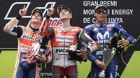 Pebalap Movistar Yamaha, Valentino Rossi, menyebut raihan podium ketiga di MotoGP Catalunya menjadi bukti dirinya sudah lebih baik ketimbang tahun lalu. (AFP/Lluis Gene)