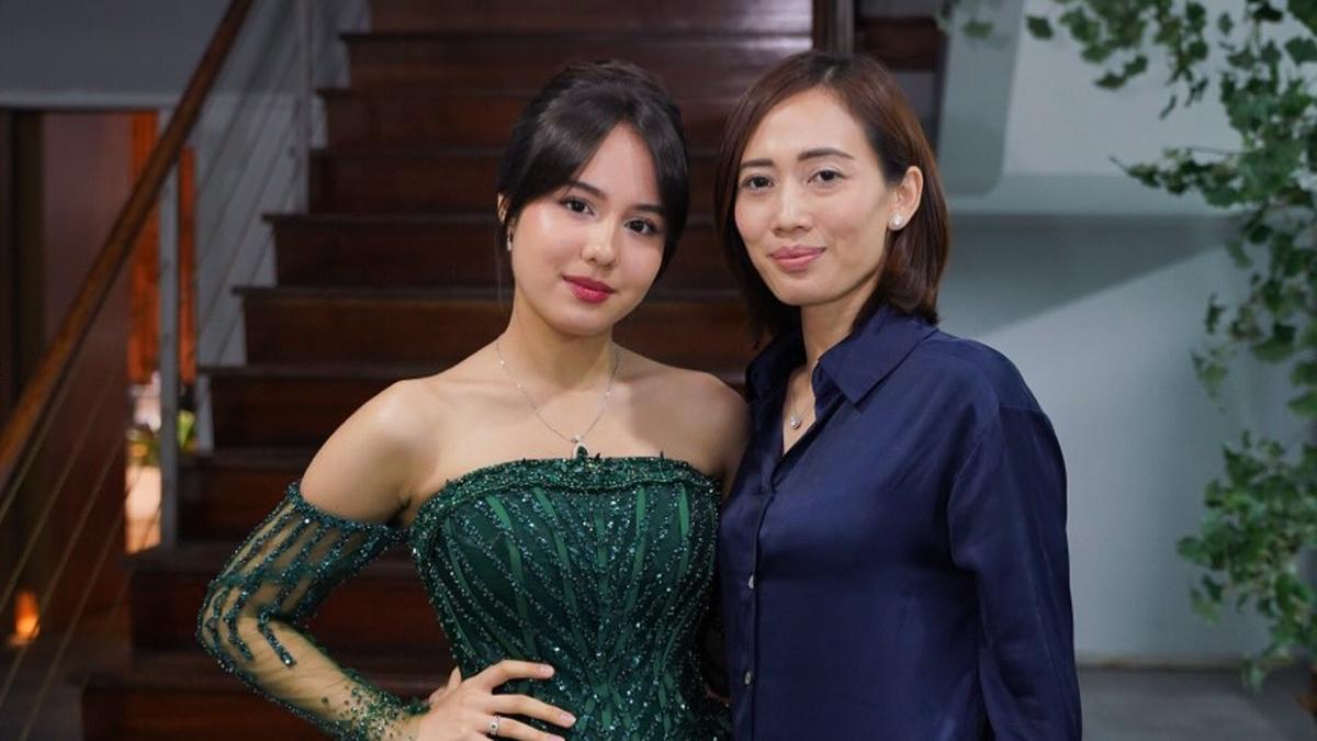 Nicole Rossi Rayakan Hari Ibu dengan Melukis Wajah Ibunda, Ungkap Tradisi Keluarga Pantang Bilang Bye