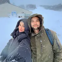 Liburan Shireen Sungkar ke Jepang Hanya Berdua Tengku Wisnu. [@shireensungkar]