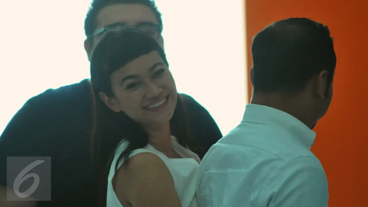 20151027-Ratu Felisha Kebelet Nikah Dengan Seorang Pengacara