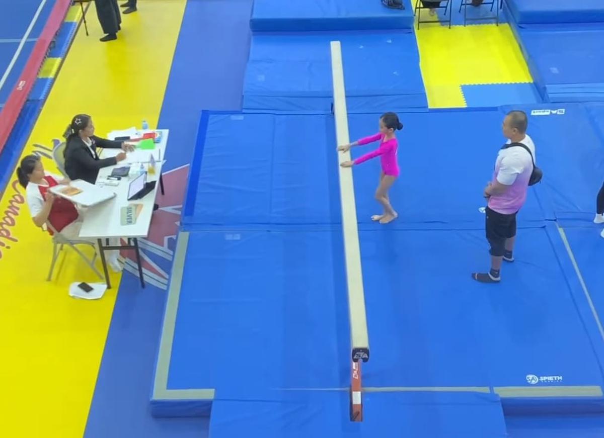 7 Potret Salma Jihane Anak Rio Dewanto dan Atiqah Hasiholan Ikut Kejuaraan Gymnastic di Bangkok, Berhasil Bawa Pulang 4 Medali Emas