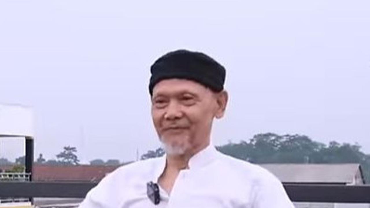 Potret Rumah Mewah Wingky Harun Pemeran Kalagondang di Serial 'Misteri Gunung Merapi', di Dalam Banyak Foto-foto Jadul