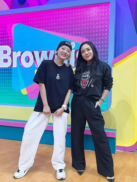 <p>[Instagram/leonyvh]</p>