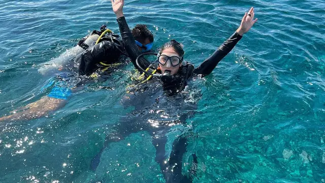 Caca Tengker Liburan Bareng Suami