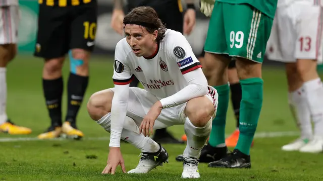 Milan Diimbangi AEK Athens Tanpa Gol