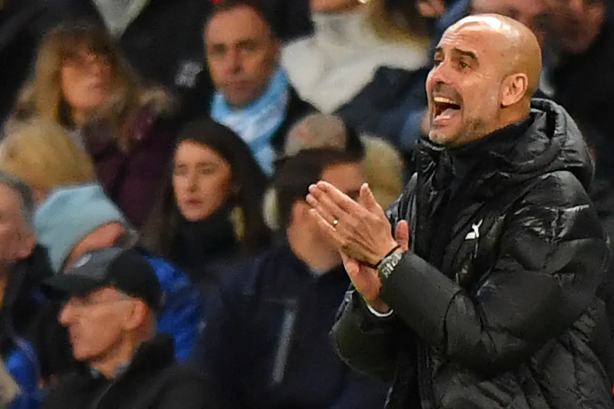 Pep Guardiola Dihadiahi Kartu Kuning Saat Manchester City Vs Dinamo Zagreb