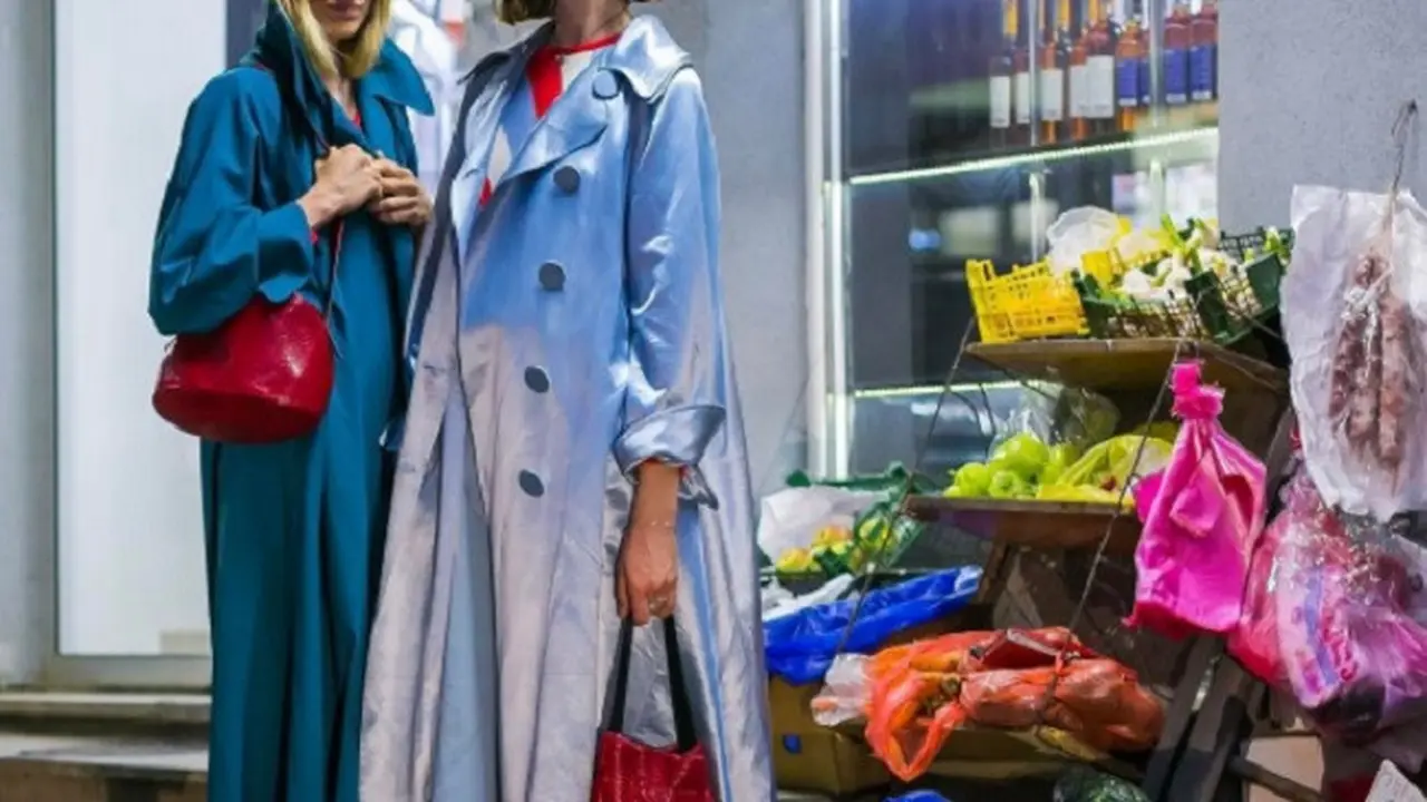 Tampil Modis dengan Statement Outerwear yang Keren