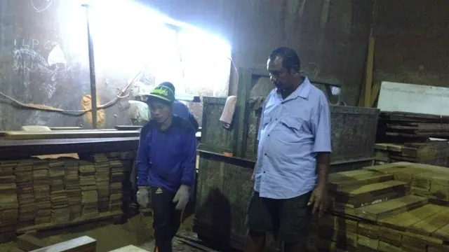 Labora Sitorus Tinggal di Rumahnya Sejak Februari