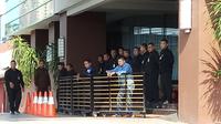 Sejumlah satpam Alexis berbaris di depan lobby hotel
