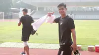Pratama Arhan Latihan Timnas Indonesia di Stadion Madya, Gelora Bung Karno, Jakarta, Jumat (31/5/2024). (Bola.com/ M Iqbal Ichsan)