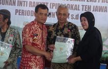 Fakta Unik Penyerahan 1.065 Sertifikat Tanah Petani Teh di Jawa Tengah: Dorong Kesejahteraan dan Produktivitas