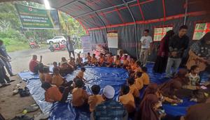 Kegiatan pendampingan psikososial bagi masyarakat terdampak bencana, dengan peserta 80 anak dan 16 ibu rumah tangga di Kabupaten Bireun, Aceh. (Istimewa)