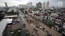 Pemandangan dari udara saat banjir merendam Jalan Boulevard Barat Raya, Kelapa Gading, Jakarta Utara, Kamis (15/2). Hujan lebat yang mengguyur Jakarta sejak pagi hingga sore mengakibatkan sejumlah wilayah terendam banjir. (Liputan6.com/Arya Manggala)