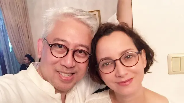 6 Potret Karina Suwandi yang Awet Muda di Usia 46 Tahun, Bak ABG