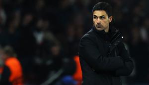 Pelatih Arsenal asal Spanyol, Mikel Arteta, terlihat selama pertandingan leg kedua semifinal Liga Champions UEFA antara Paris Saint-Germain (PSG) dan Arsenal di stadion Parc des Princes di Paris,&nbsp;Kamis dini hari WIB (8-5-2025). (Thomas SAMSON/AFP)