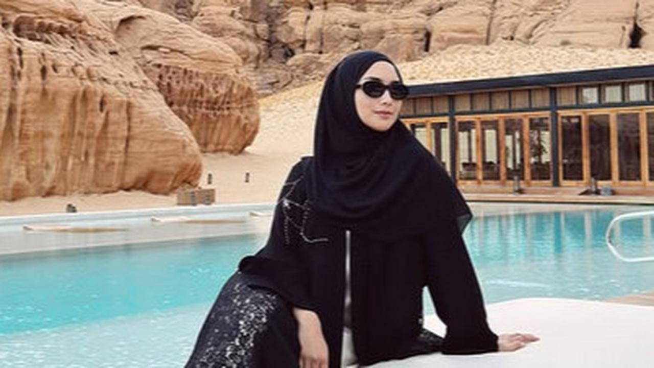Secantik Bidadari, Potret Citra Kirana Kunjungi Al Ula - Keindahan Pemandangan Disebut Bak di Negeri Dongeng