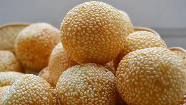 Perbedaan Klepon dan Onde-Onde