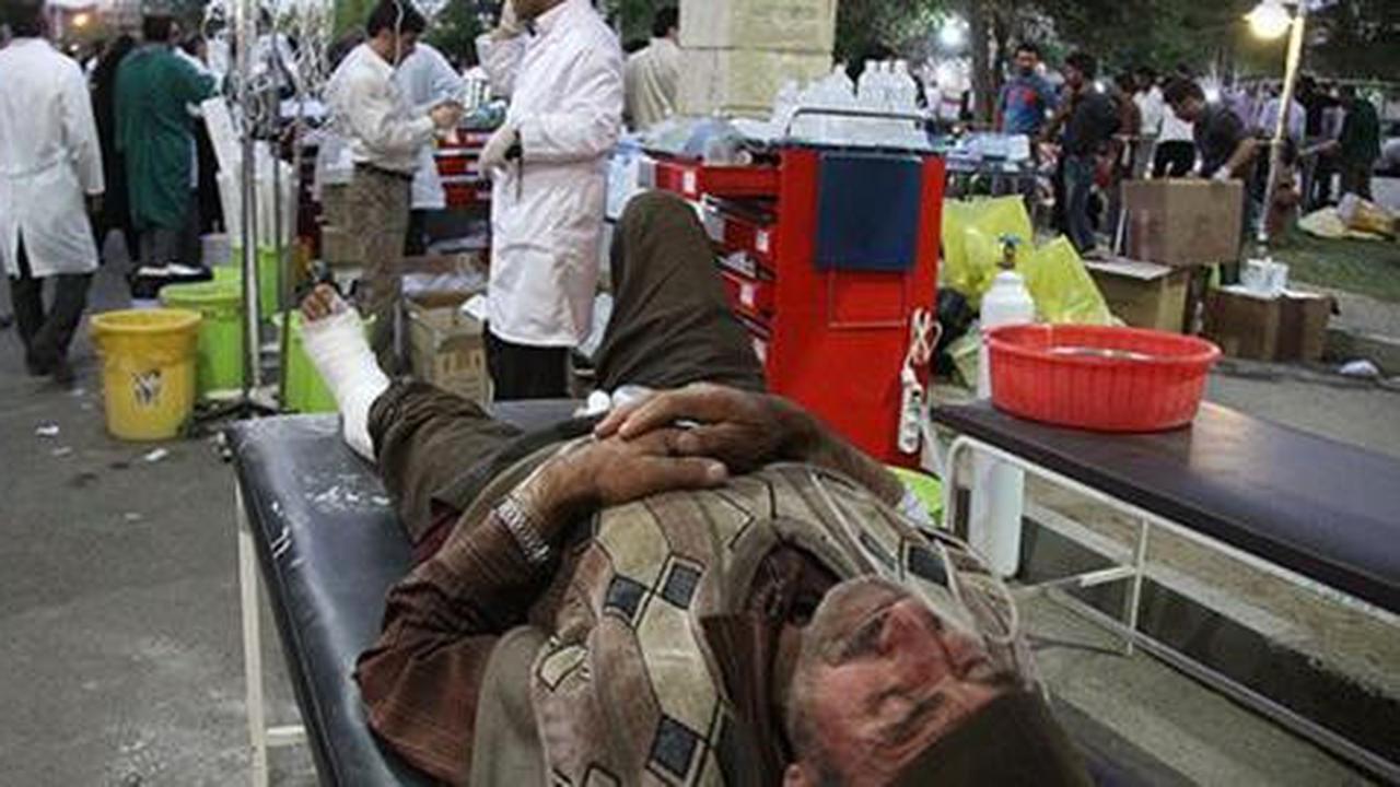 Korban tewas gempa Iran jadi 220, petugas kesulitan evakuasi