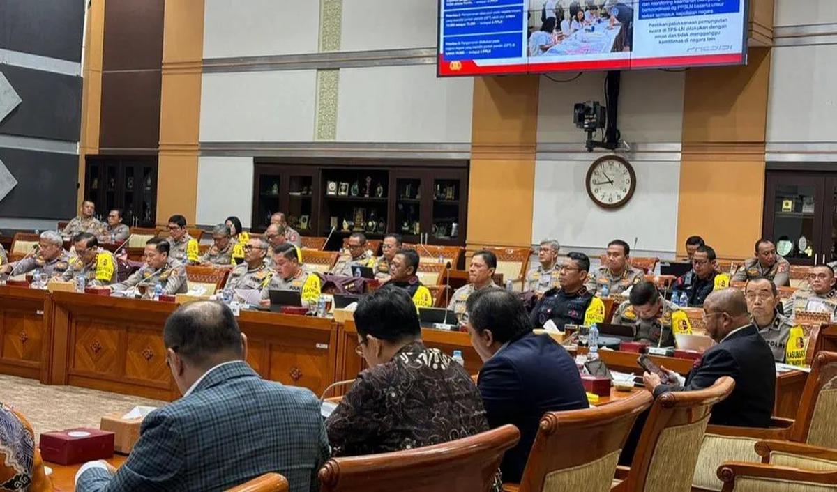 Habiburokhman ingin persoalan ketidaknetralan ini didudukkan pada posisi yang proporsional. Jangan baru kali ini saja diusulkan Panja netralitas Polri di Pemilu.<br>