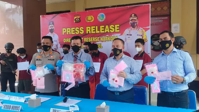 Selama Sebulan, Belasan Pengedar Narkoba di Sumsel Diciduk Polisi