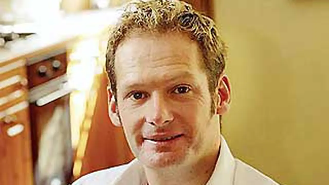 090810bberita-lester.jpg