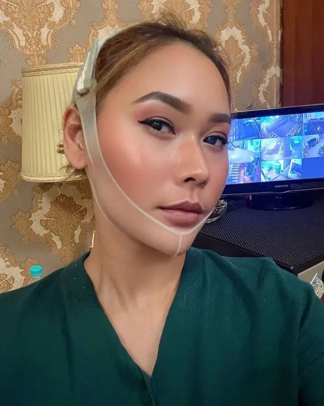 6 Potret Inul Daratista perawatan biar tirus dan awet muda bak ABG di usia 45, rutin pakai korset