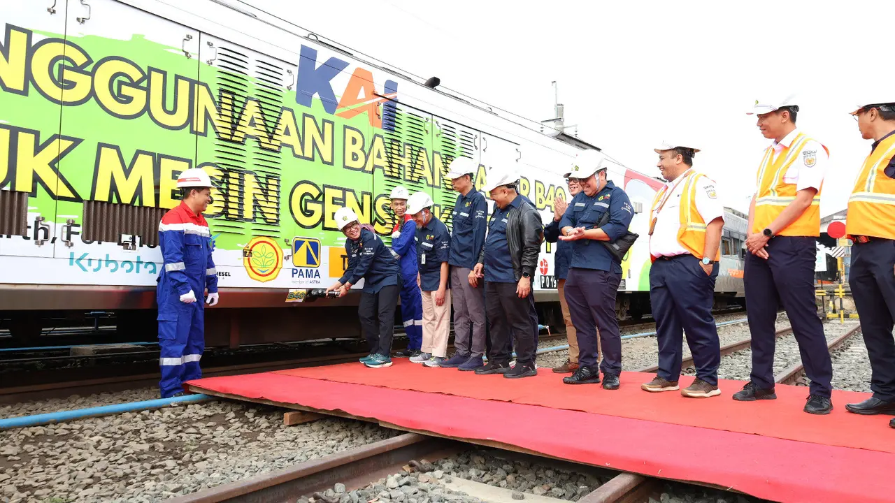 KAI mulai uji coba penerapaan B40 untuk kereta api.